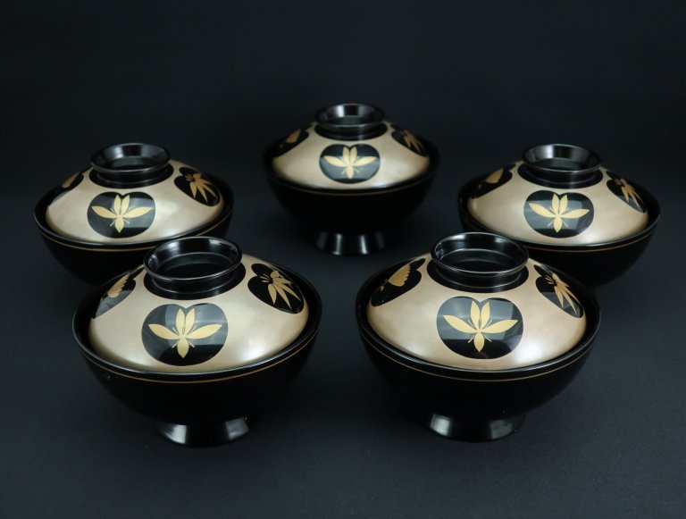 ɻͷҼʪС޵ / Wajima Black-lacquered Bowls with Lids set of 5