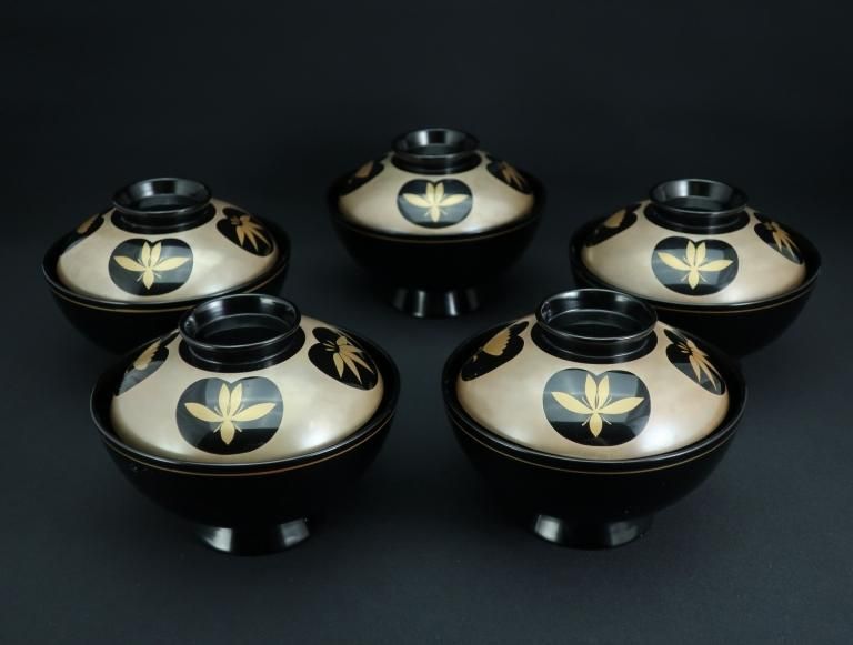 ɻͷҼʪС޵ / Wajima Black-lacquered Bowls with Lids set of 5