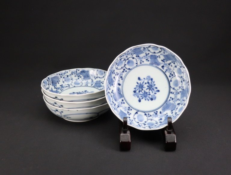 伊万里染付雪輪梅稲束文小なます皿　四枚組 / Imari Blue& White 'Namasu' Bowls with the picture of Snow Flakes  set of 5