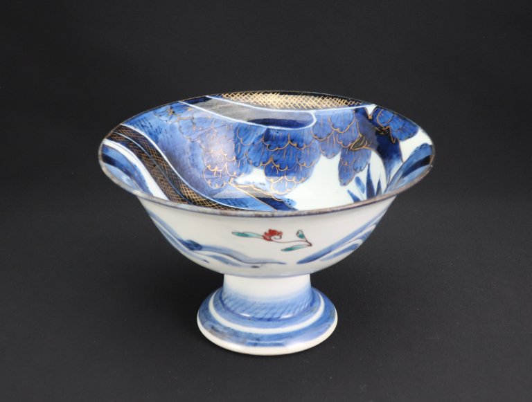 Τʸ / Imari Polychrome 'Haisen' Sake cup Washing Bowl with the picture of Kirin