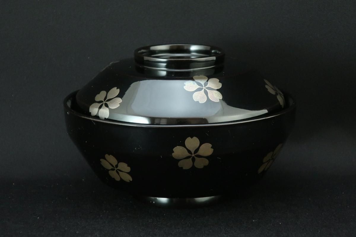 輪島塗花蒔絵吸物椀 五客組 / Wajima Black-lacquered Soup 輪島塗花蒔絵吸物椀 五客組 / Wajima Black-lacquered Soup