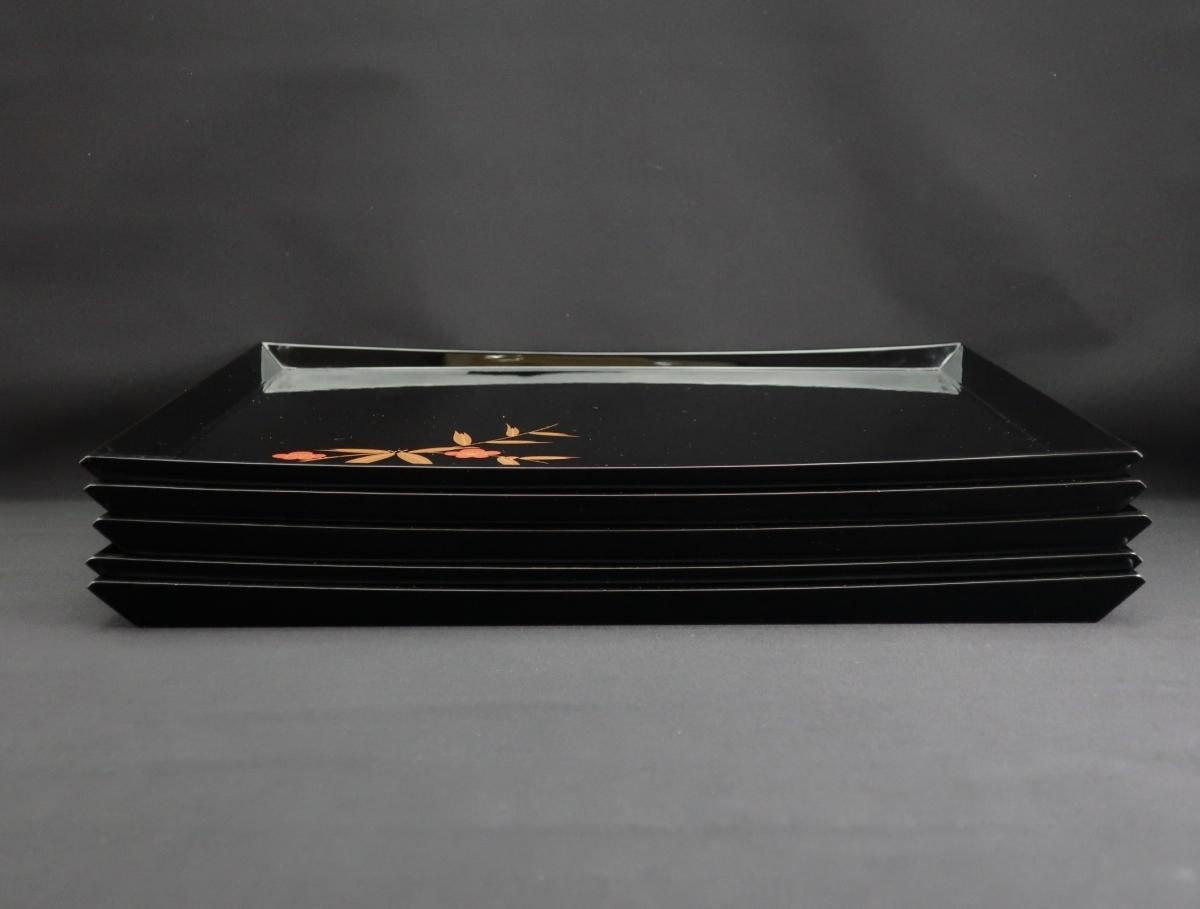 輪島塗卓上膳五枚組 蒔絵付輪島塗卓上膳 五枚組 / Wajima-lacquered Tray with