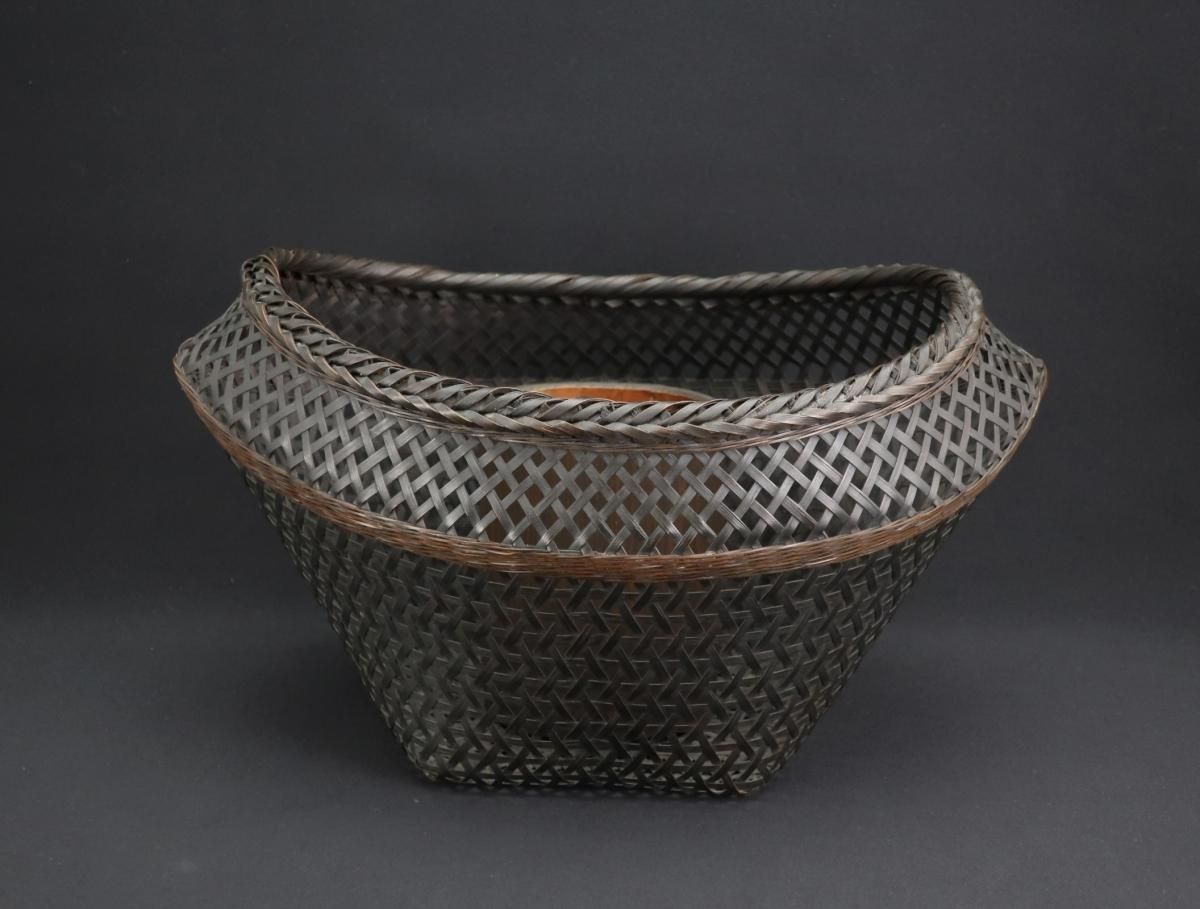 中田錦鳳作 花籠（共箱有） / Bamboo Flower Basket made by