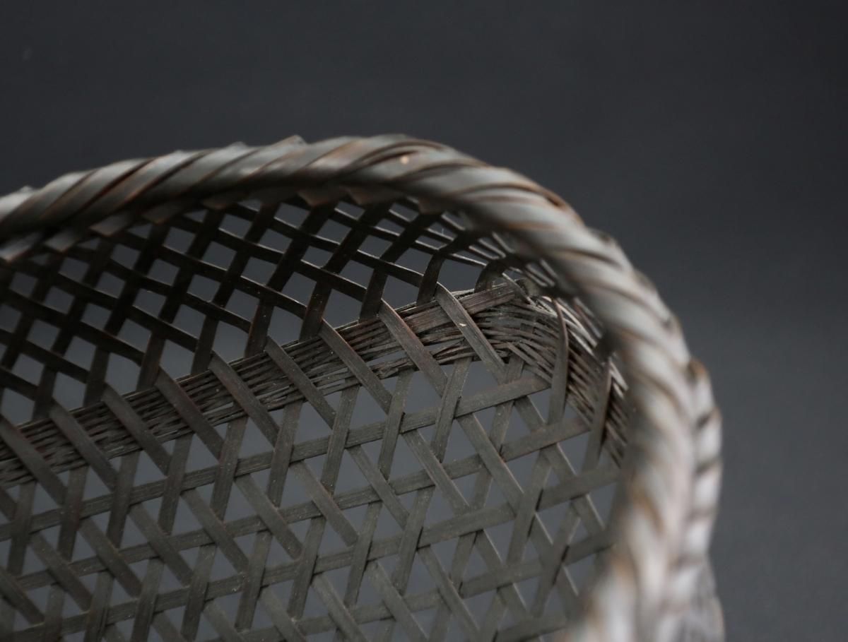 中田錦鳳作 花籠（共箱有） / Bamboo Flower Basket made by