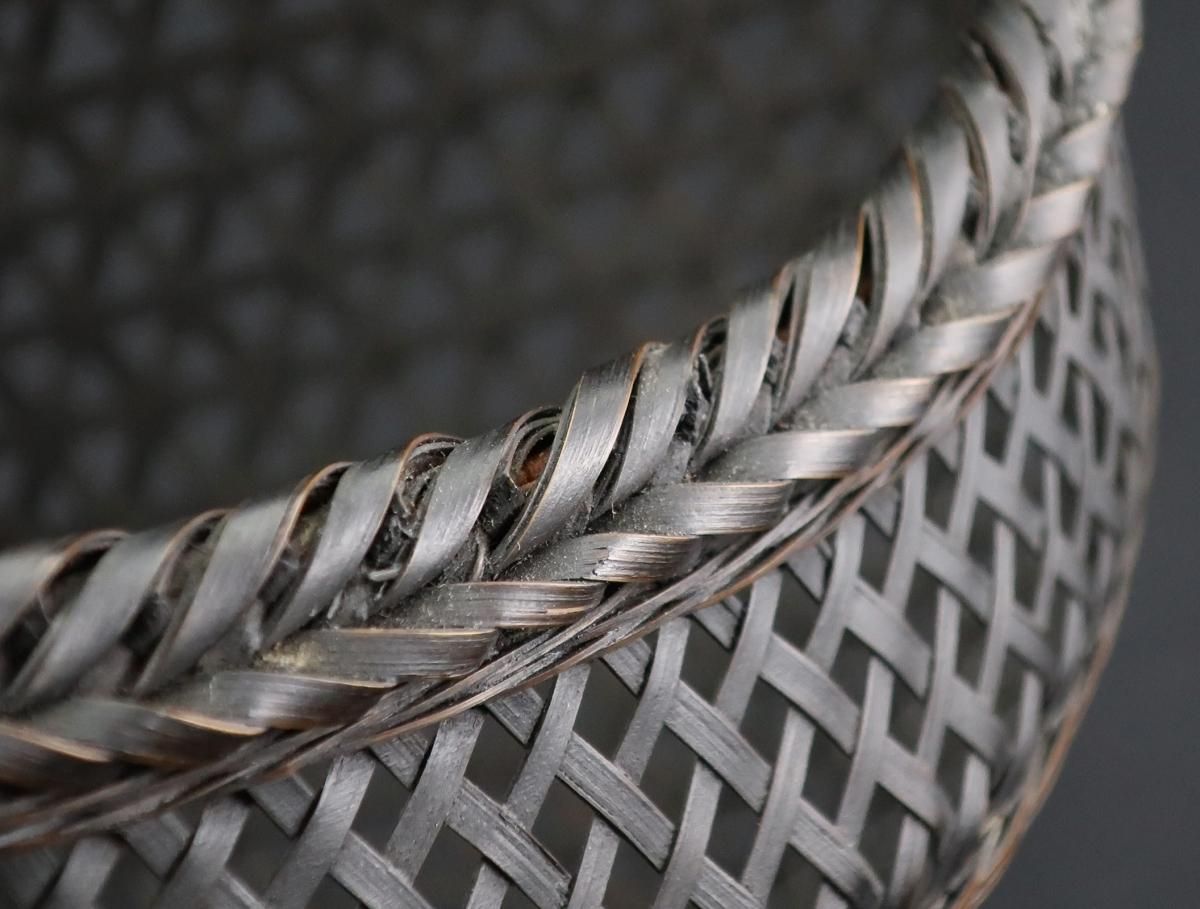 中田錦石作 花籠 中田錦鳳作 花籠（共箱有） / Bamboo Flower Basket made by