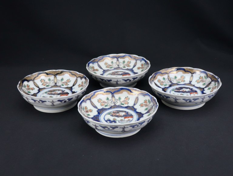 ΤƲʸʤޤ / Imari Small Polychrome ' namasu' Bowls  set of 4