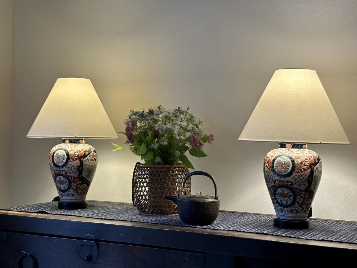 伊万里色絵壺テーブルランプ 一対 / Table Lamp of Imari
