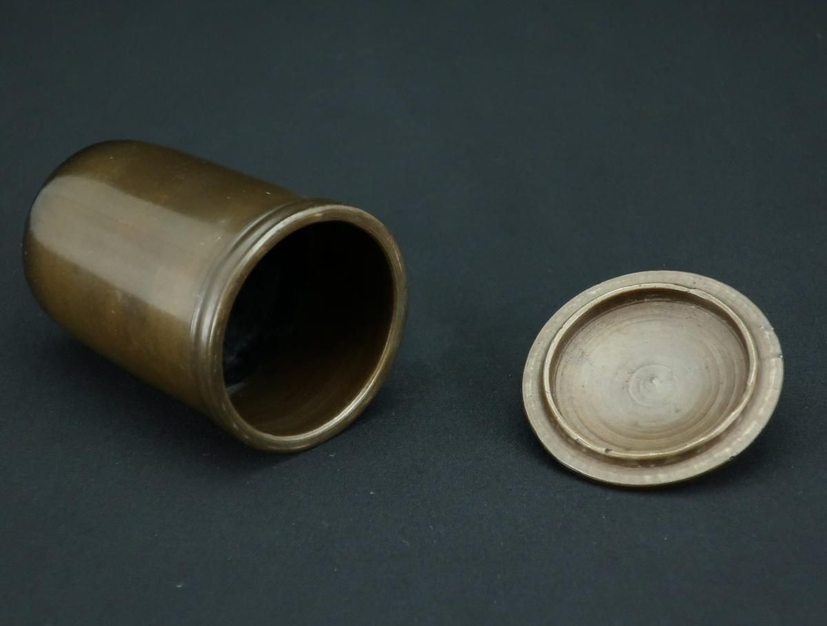 煙草盆　漆器　もみじ　金蒔絵　灰入れ 煙草盆 漆器 もみじ 金蒔絵 灰入れ 大正〜昭和初期 金蒔絵 木製煙草