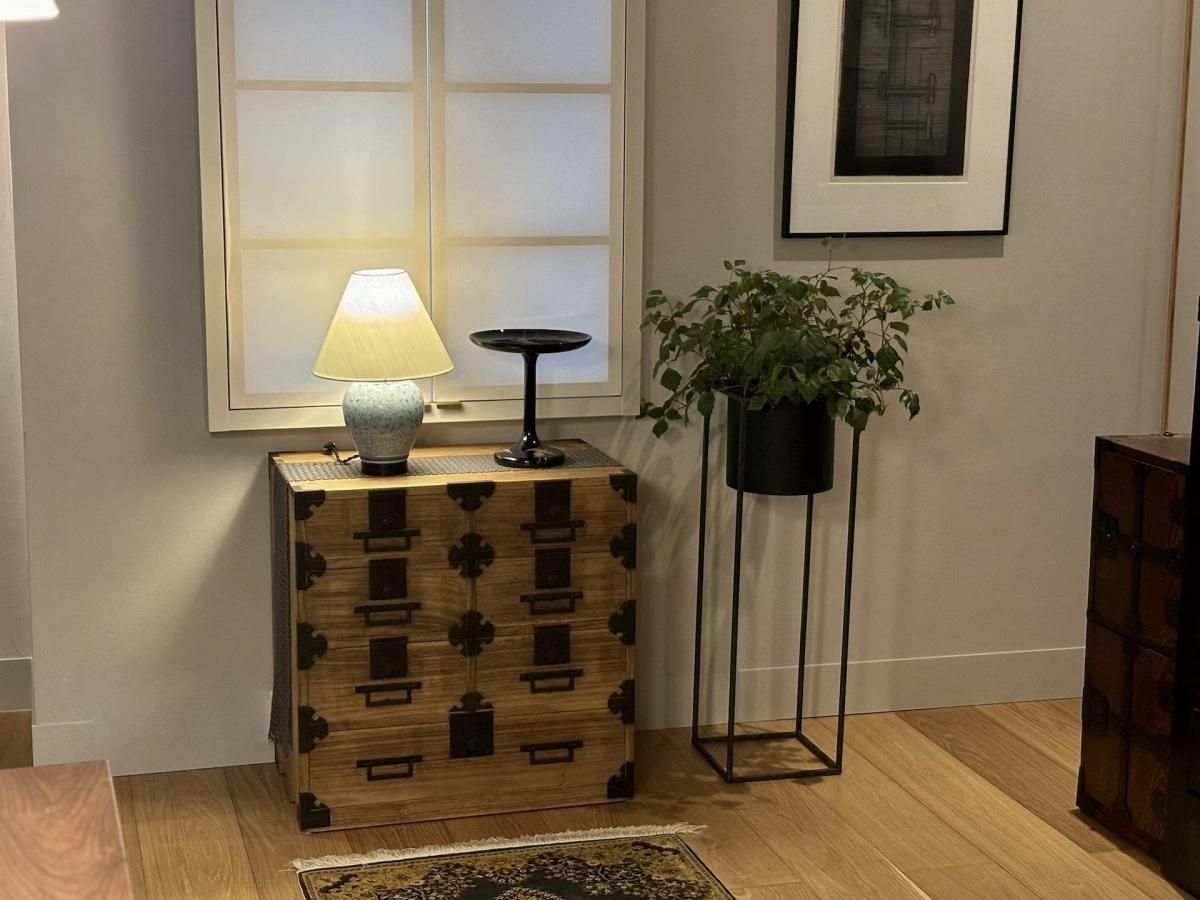 明治　箪笥　総桐 アンティーク家具 ☆明治時代 総桐観音開き時代箪笥(桐箪笥、桐