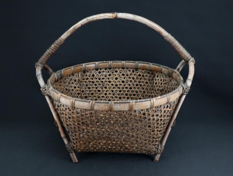 ݲ / Bamboo Flower Basket