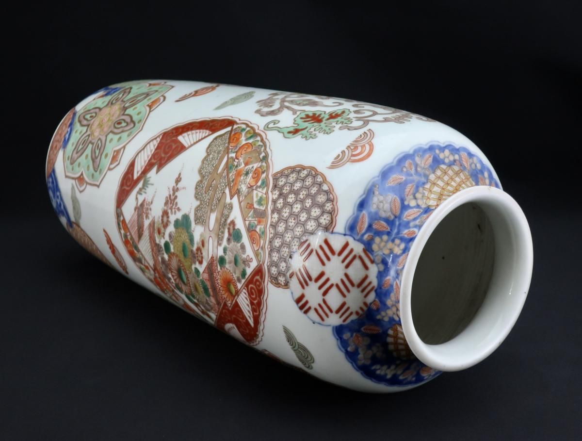 有田江上製 色絵草花雪輪文花瓶 / Arita Polychrome Flower Vase