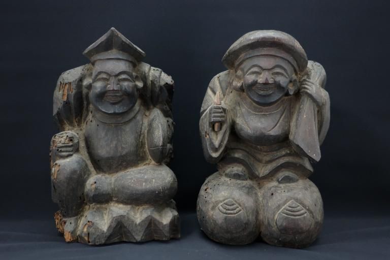 Ħ / Wooden Statues of Ebisu & Daikoku