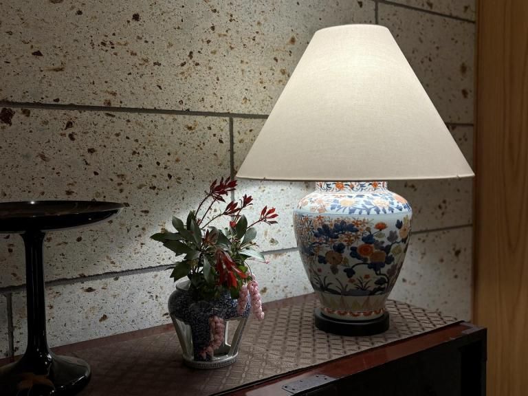 Τ볨ʸơ֥ / Table Lamp of Imari Polychrome Pot