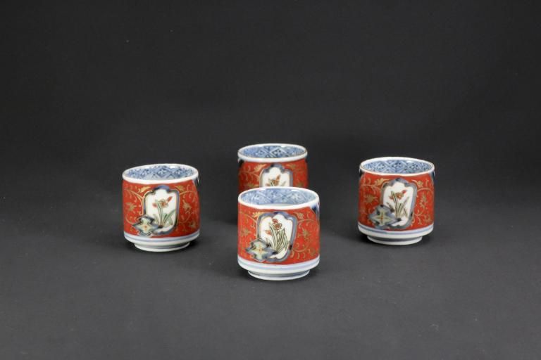 Τֳ͵ / Imari Small Polychrome Cups  set of 4