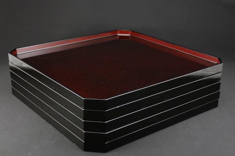 ߡ / Lacquered Trays  set of 5