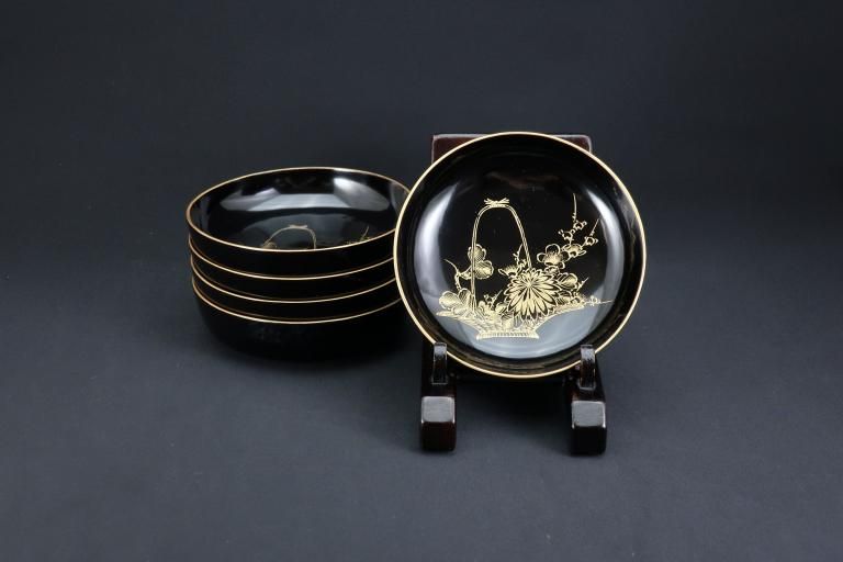 Ƽۻһ / Black-lacquered Small Plates with 'Makie' picture of Flower Basket  set of 5