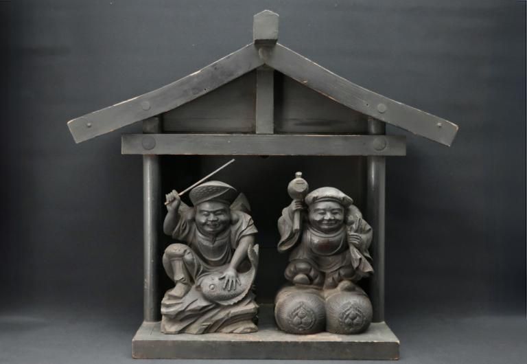 Ħ / Wooden Statue of Ebisu & Daikoku