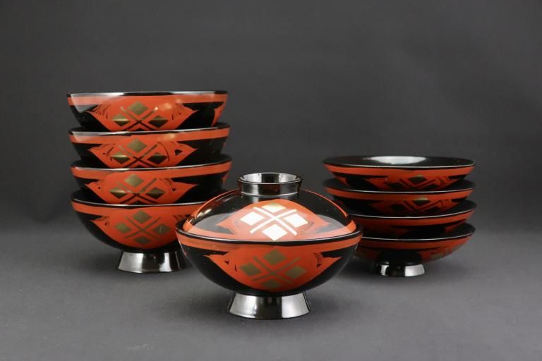 ɵʪС޵ / 'Hidehira' lacquered Soup Bowls with Lids  set of 5