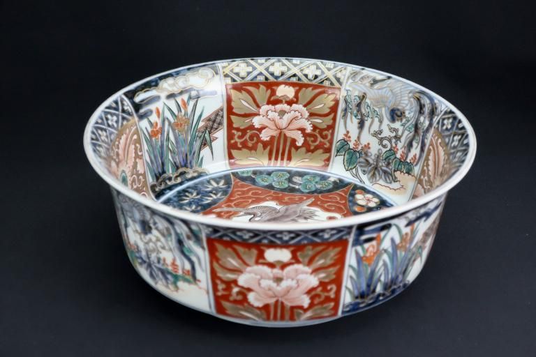 ΤĻʸȭ / Imari Large Polychrome Bowl with the picture of Birds and Flowers 