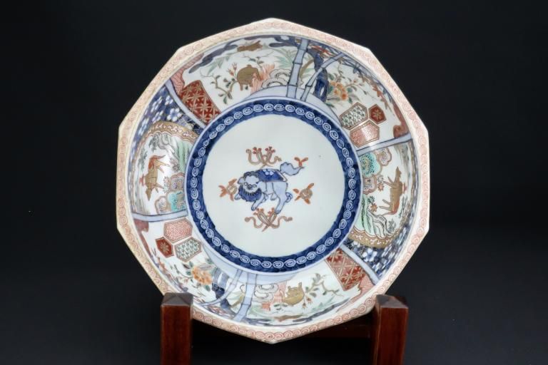 Τȭ / Imari Large decagonal Bowl