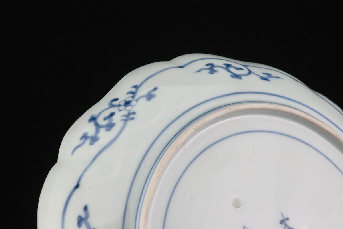 時代もの染め付けのお皿7枚です 時代もの染め付けのお皿7枚です 染付印判7寸皿 明治/22㎝ Dish