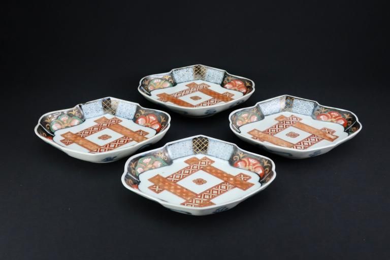 Τʸɩ / Imari Diamon-shaped Polychrome Plates  set of 4
