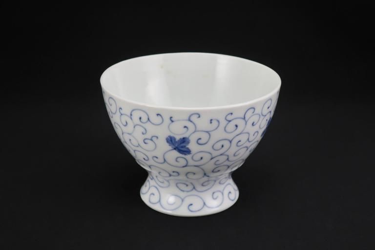 Τվʸ / Imari Blue & White 'Haisen' Sake cup Washing Bowl
