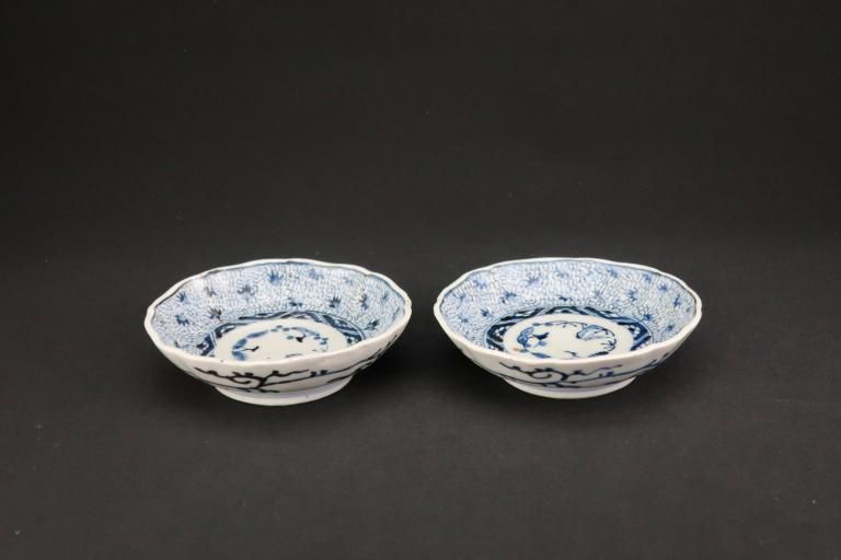 Τʸ / Imari Small Blue & White Plates with the pattern of Mijinkarakusa  set of 2