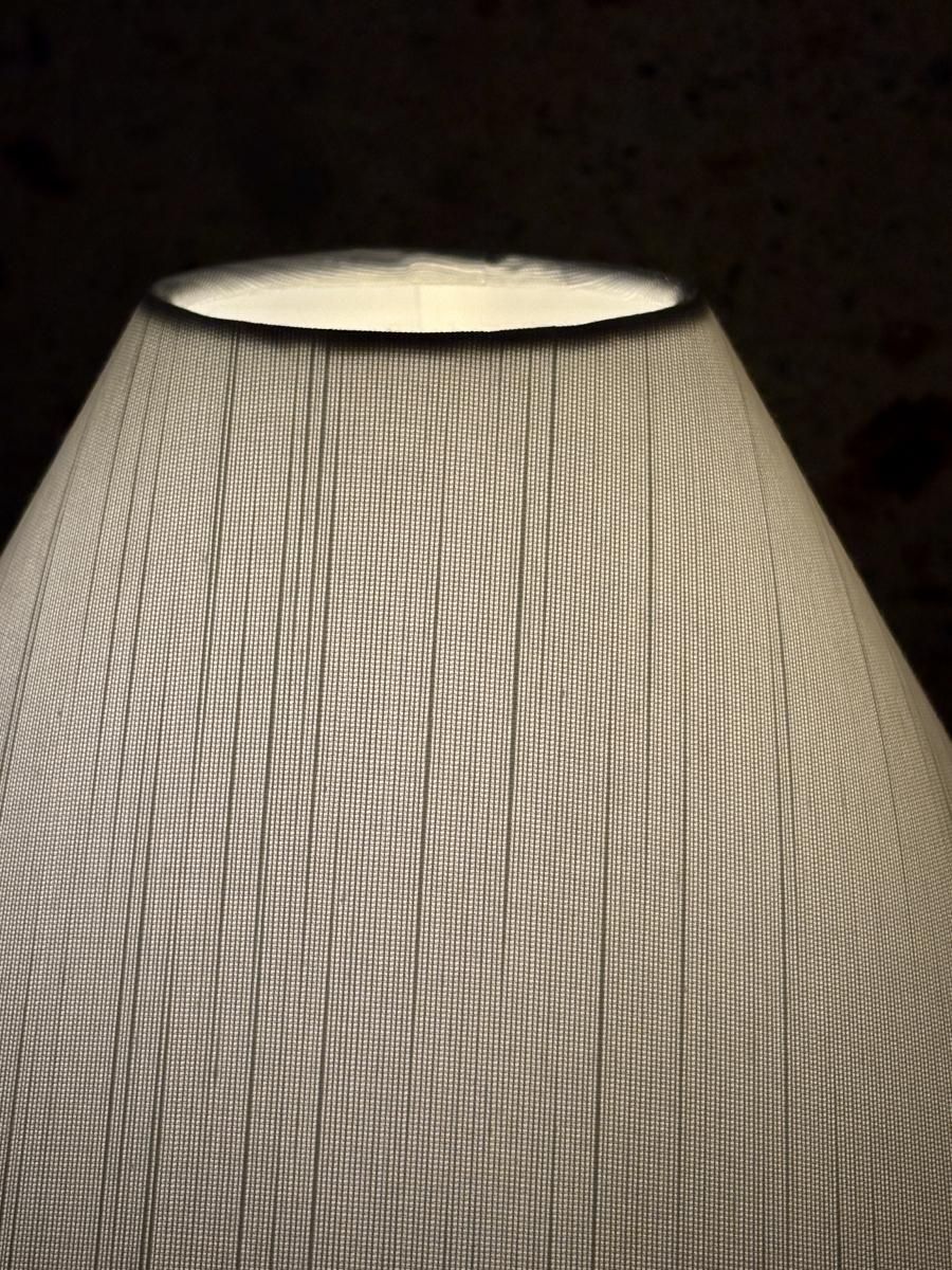 伊万里色絵獅子牡丹唐草文テーブルランプ / Table Lamp of Imari