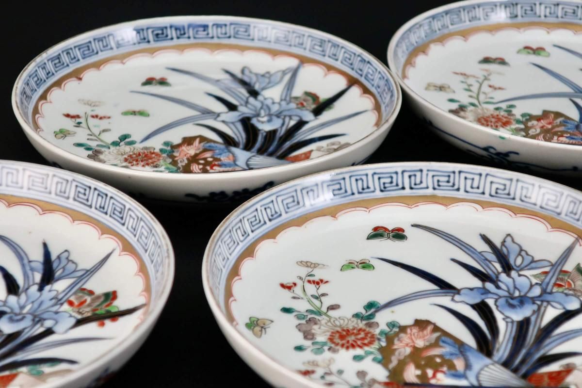 伊万里　古伊万里　色絵　大皿　花の図　蝶の図　1客 伊万里色絵花蝶文五寸皿 四枚組 / Imari Polychrome Plates with