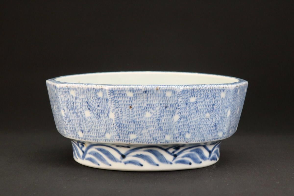 伊万里染付微塵唐草文十角中鉢 / Imari Decagonal Blue & White