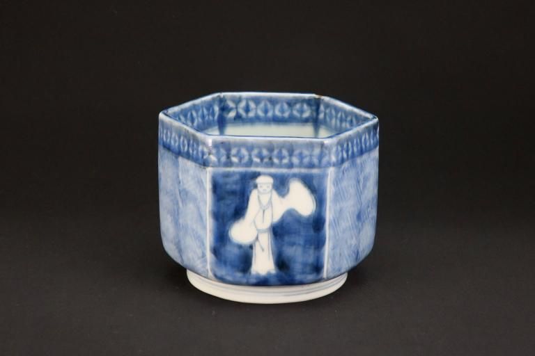 ΤڿͤοϻѲ / Imari Hexagonal Blue & White 'Hiire' Pot with the picture of Tartar