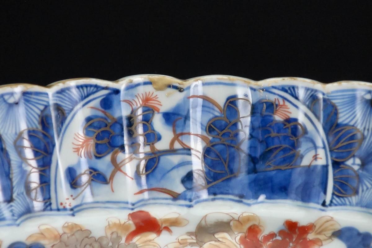 伊万里色絵菊花形牡丹七宝文大鉢 / Imari Large Polychrome Bowl