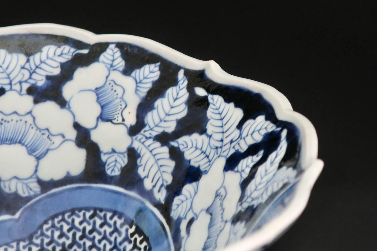 最終処分特価　逸品　古伊万里　色絵　超力作大鉢と中鉢変形フリル鉢　素敵すぎる名品 最終処分特価 逸品 古伊万里 色絵 超力作大鉢と中鉢変形フリル鉢