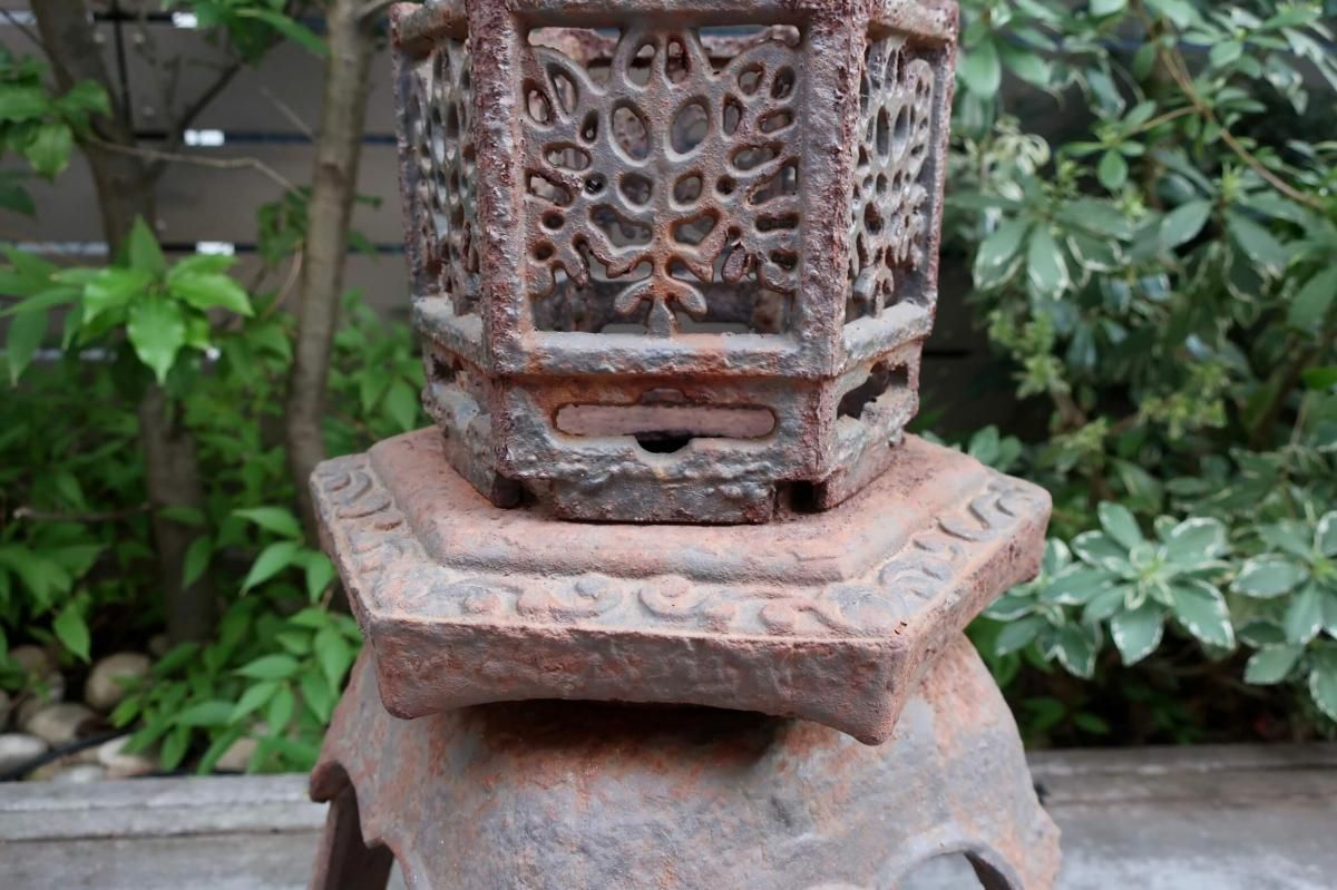 鉄灯篭 / Iron Lantern - OKURA ORIENTAL ART / 大蔵オリエンタルアート