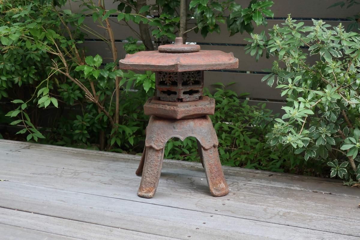 鉄灯篭 / Iron Lantern - OKURA ORIENTAL ART / 大蔵オリエンタルアート