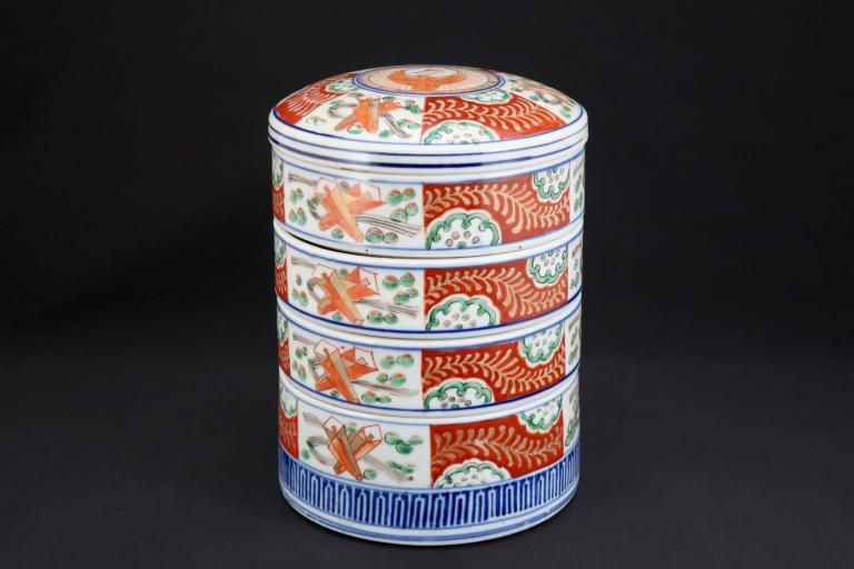 Τʸʽ / Imari Round Polychrome 'Danju' Food Boxes