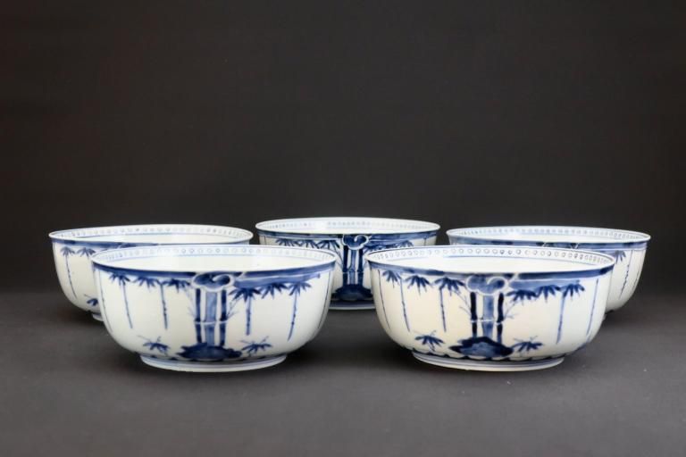 中国古美術・旧蔵の極品青花磁碗一対・古い漆器箱付き・置物・文房具 OKURA ORIENTAL ART / 大蔵オリエンタルアート