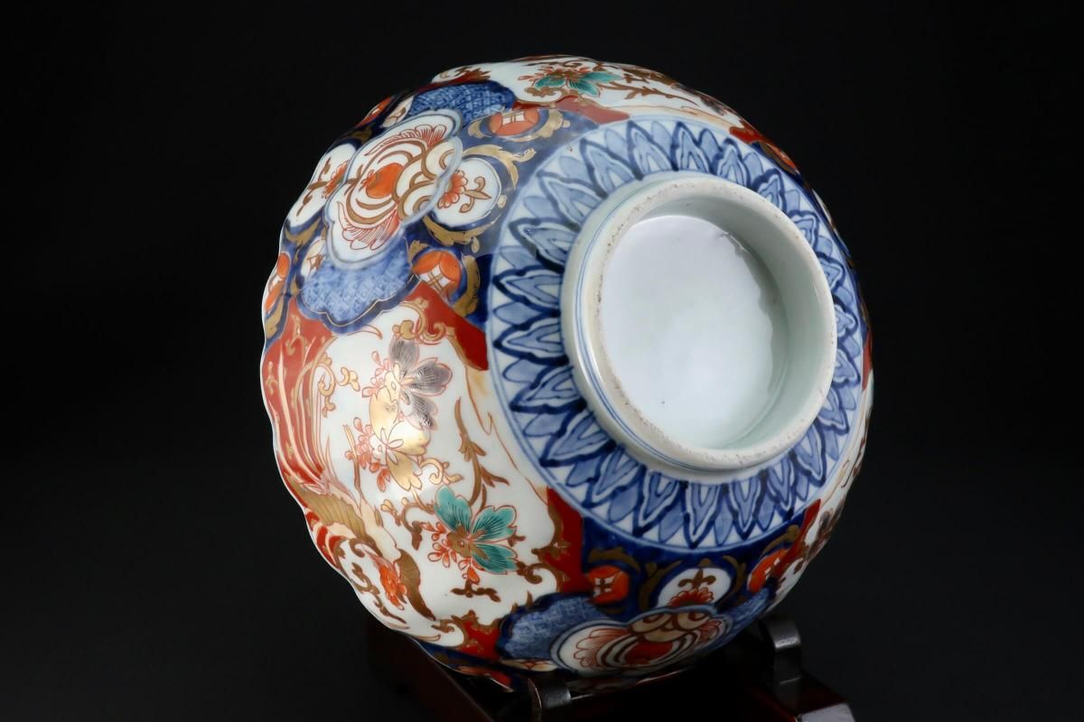1800年代　古伊万里　色絵鶴文様菊花形大鉢　染付　松竹梅　直径24.2㎝ 伊万里色絵菊花形桐鳳凰文三つ組鉢(大中小） / Imari Polychrome