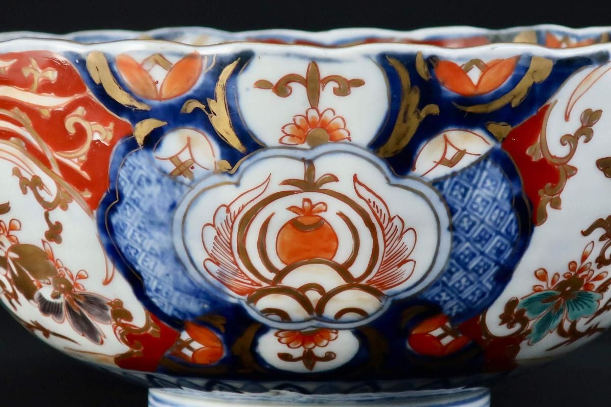 伊万里色絵菊花形桐鳳凰文三つ組鉢(大中小） / Imari Polychrome