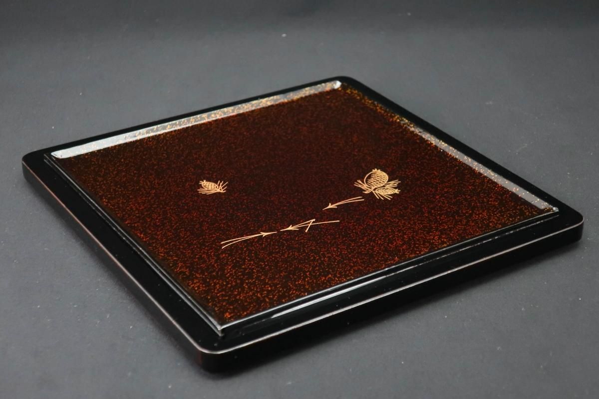 黒塗沈金鶴亀蒔絵内梨地重箱 / Black-lacquered Food Boxes with