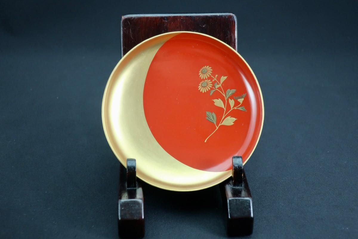 引盃：赤い漆器の皿5枚セット 引盃：赤い漆器の皿5枚セット