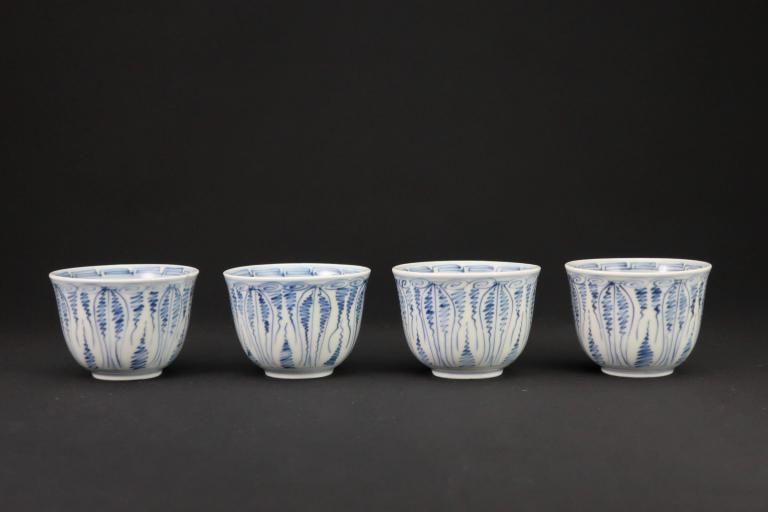 Τդʸҡ͵ / Imari Small Blue & White Tea Cups  set of 4