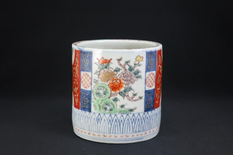 伊万里色絵牡丹丸文大火入 / Imari Large Polychrome 'Hiire