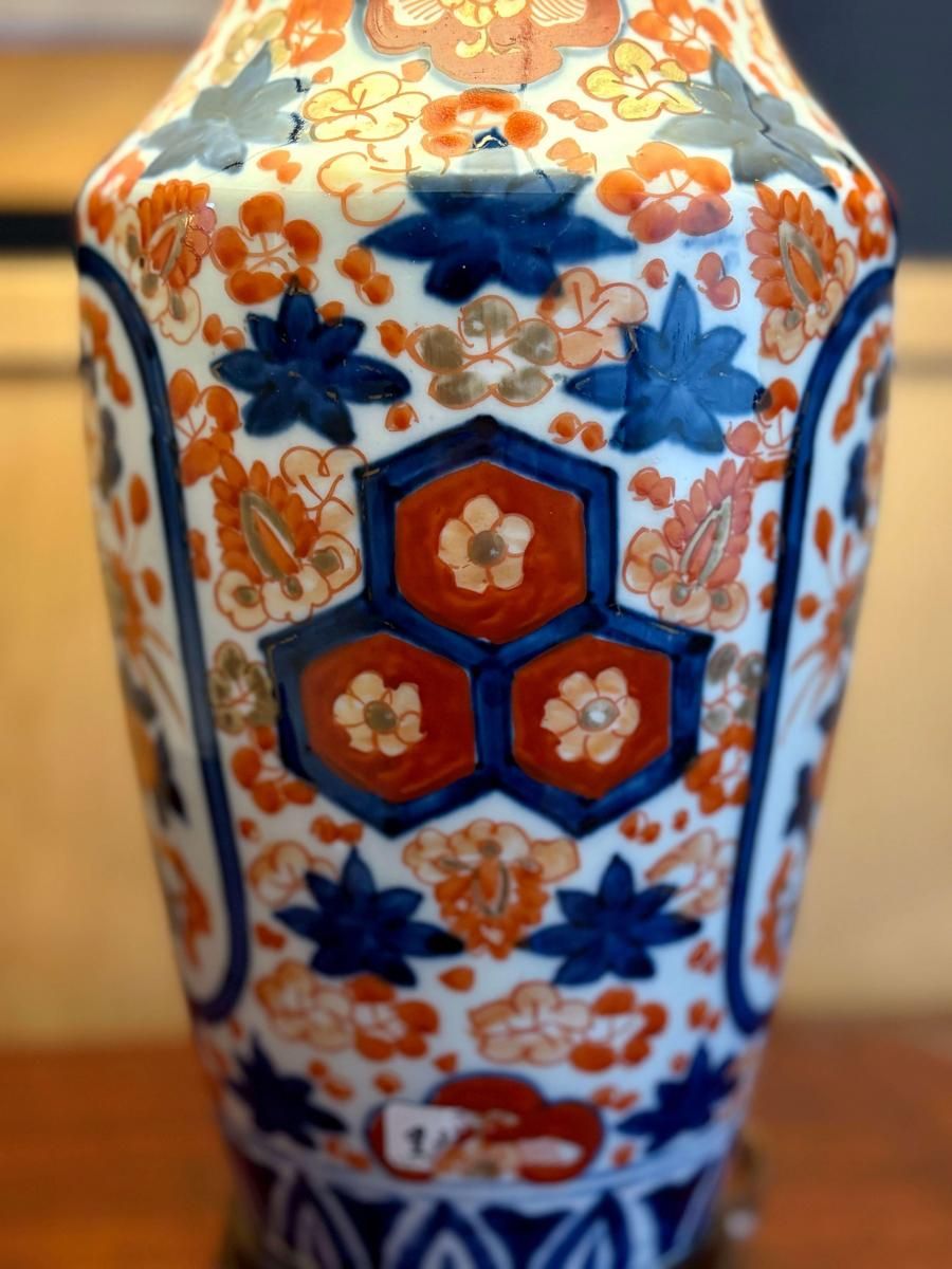 伊万里　ランプ 伊万里色絵草花文壺テーブルランプ 一対 / Table Lamp of Imari
