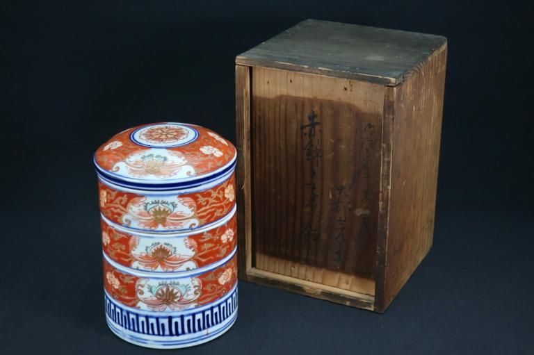 ֳӼ꾮ʽ / Imari Small Polychrome 'Danju' Food Boxes