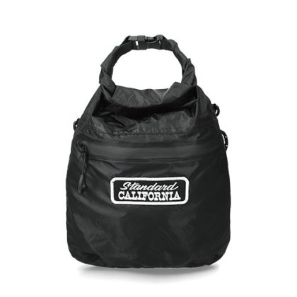 <img class='new_mark_img1' src='https://img.shop-pro.jp/img/new/icons5.gif' style='border:none;display:inline;margin:0px;padding:0px;width:auto;' />STANDARD CALIFORNIA HIGHTIDE  SD Dry Bag 2Way