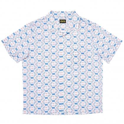 <img class='new_mark_img1' src='https://img.shop-pro.jp/img/new/icons5.gif' style='border:none;display:inline;margin:0px;padding:0px;width:auto;' />PORKCHOP GARAGE SUPPLY PORK AOP SHIRT
