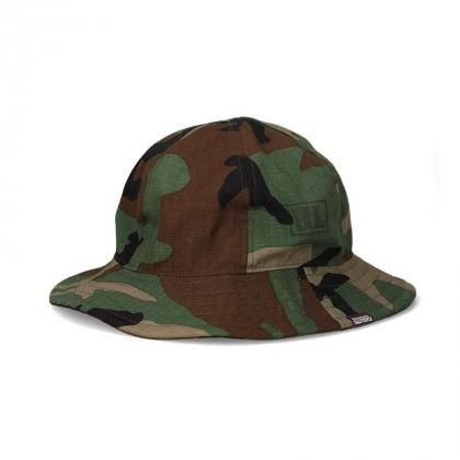<img class='new_mark_img1' src='https://img.shop-pro.jp/img/new/icons5.gif' style='border:none;display:inline;margin:0px;padding:0px;width:auto;' />STANDARD CALIFORNIA Hand Light / SD Military Hat