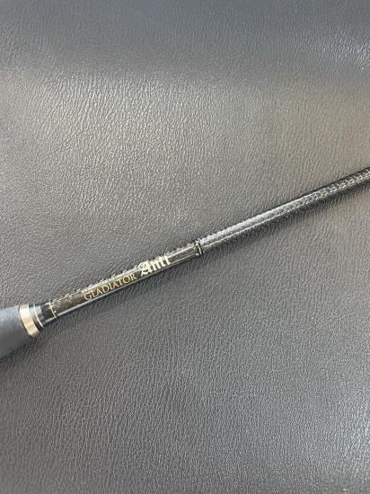 レイドジャパン グラディエーター アンチ ディフェンダー GA 63 LS 売れ筋格安 グラディエーターアンチ ディフェンダー ロッド